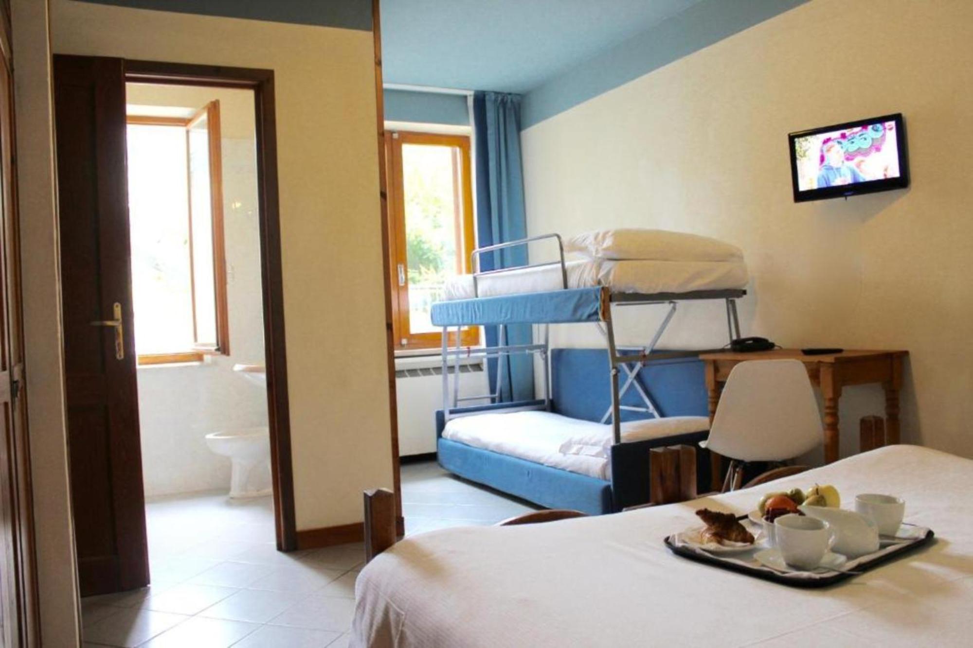Classic Quadruple Room